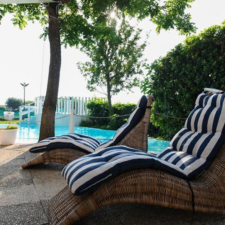 Hotel Eritrea Чезенатико Екстериор снимка